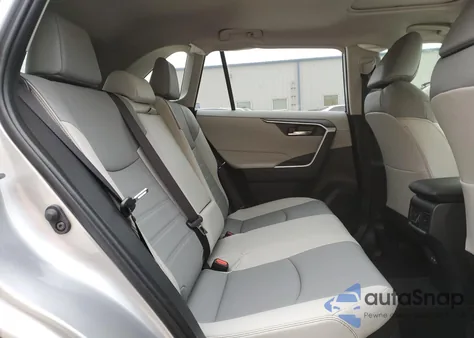 2025 Toyota Rav4 Xle Premium из США, поврежденный, VIN JTMB6RFV1SD152590